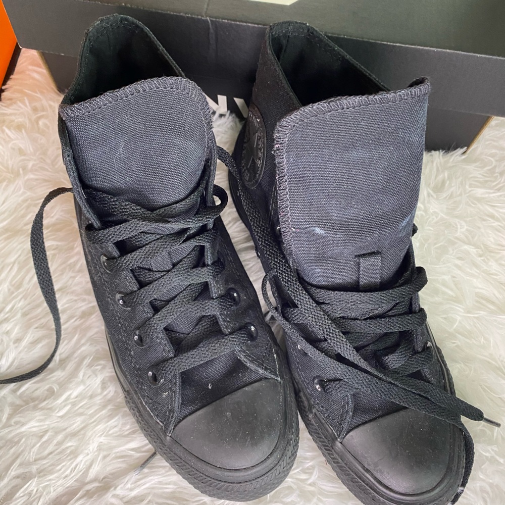 Black high top converse